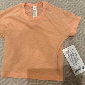 Lululemon Swiftly Tech Cropped Short Sleeve 2.0 size 4 NWT